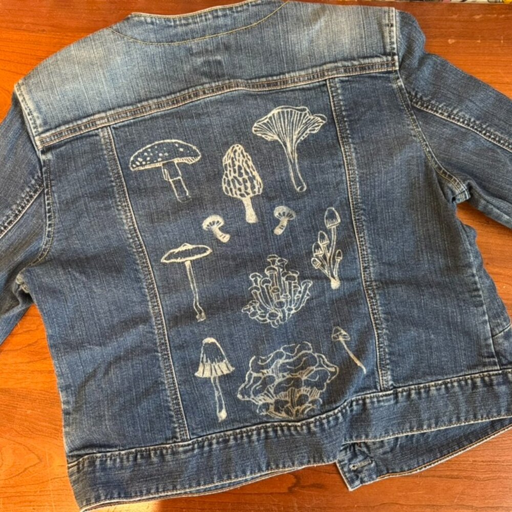 Custom Botanical Art | Upcycled GAP Jean Jacket | Forestcore Statement Piece - Picture 3 of 12